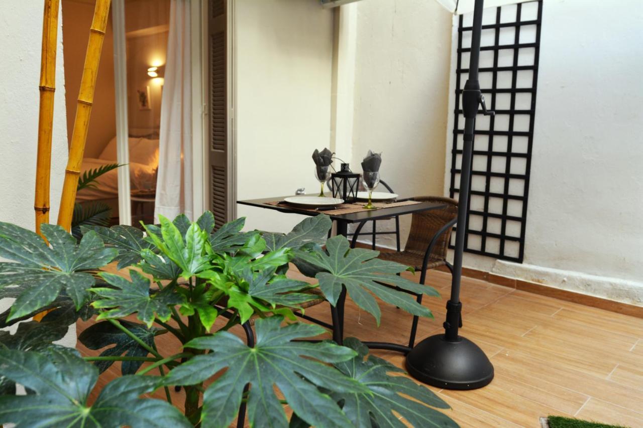Studio Posh With Garden In Kolonaki Atenas Exterior foto